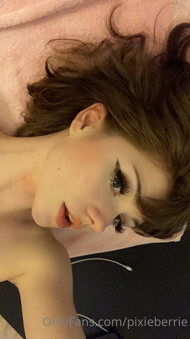  Pixieberrie Onlyfans Leaked Pictures 111178