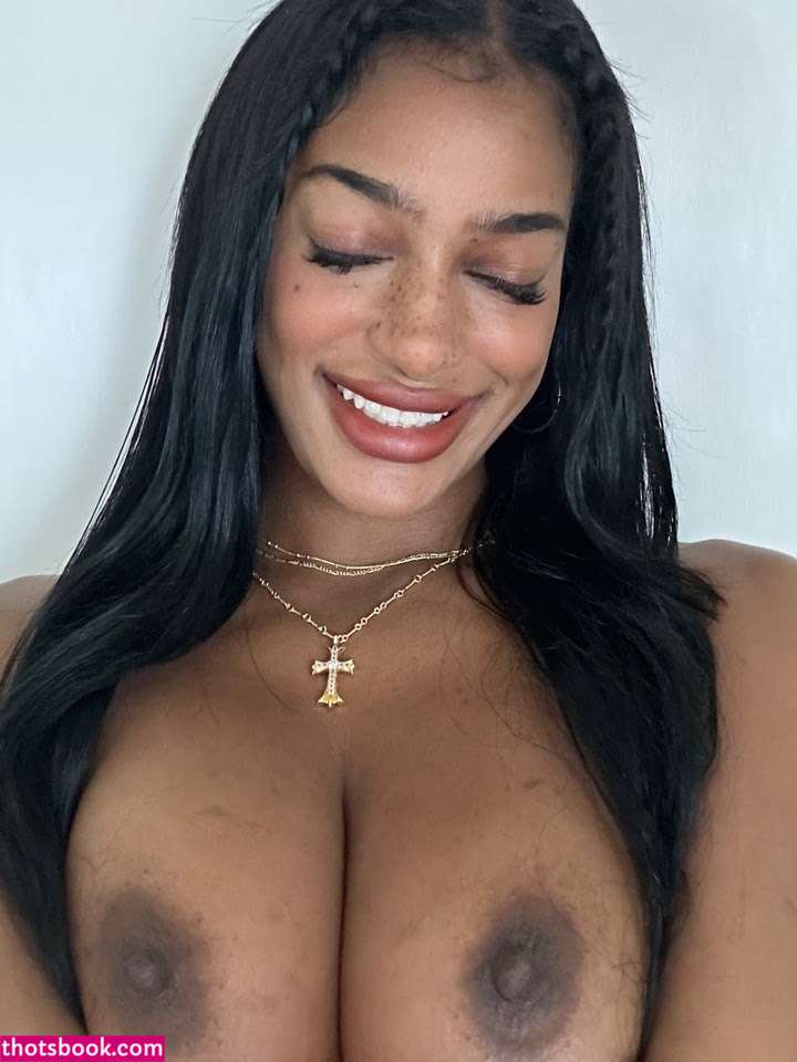 drayadominicana Freckles Nude OnlyFans Photos #1 662840