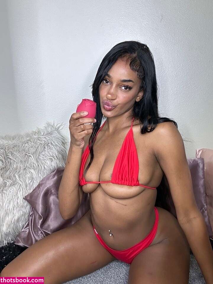 drayadominicana Freckles Nude OnlyFans Photos #9 664392