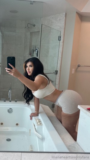 Lilianaheartsss Nude OnlyFans Photos #61