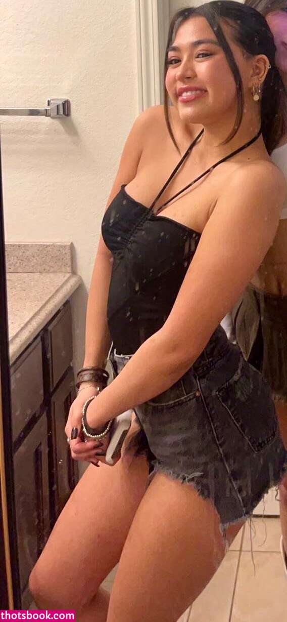 Krischelle Delgado Nude OnlyFans Photos #8 702209