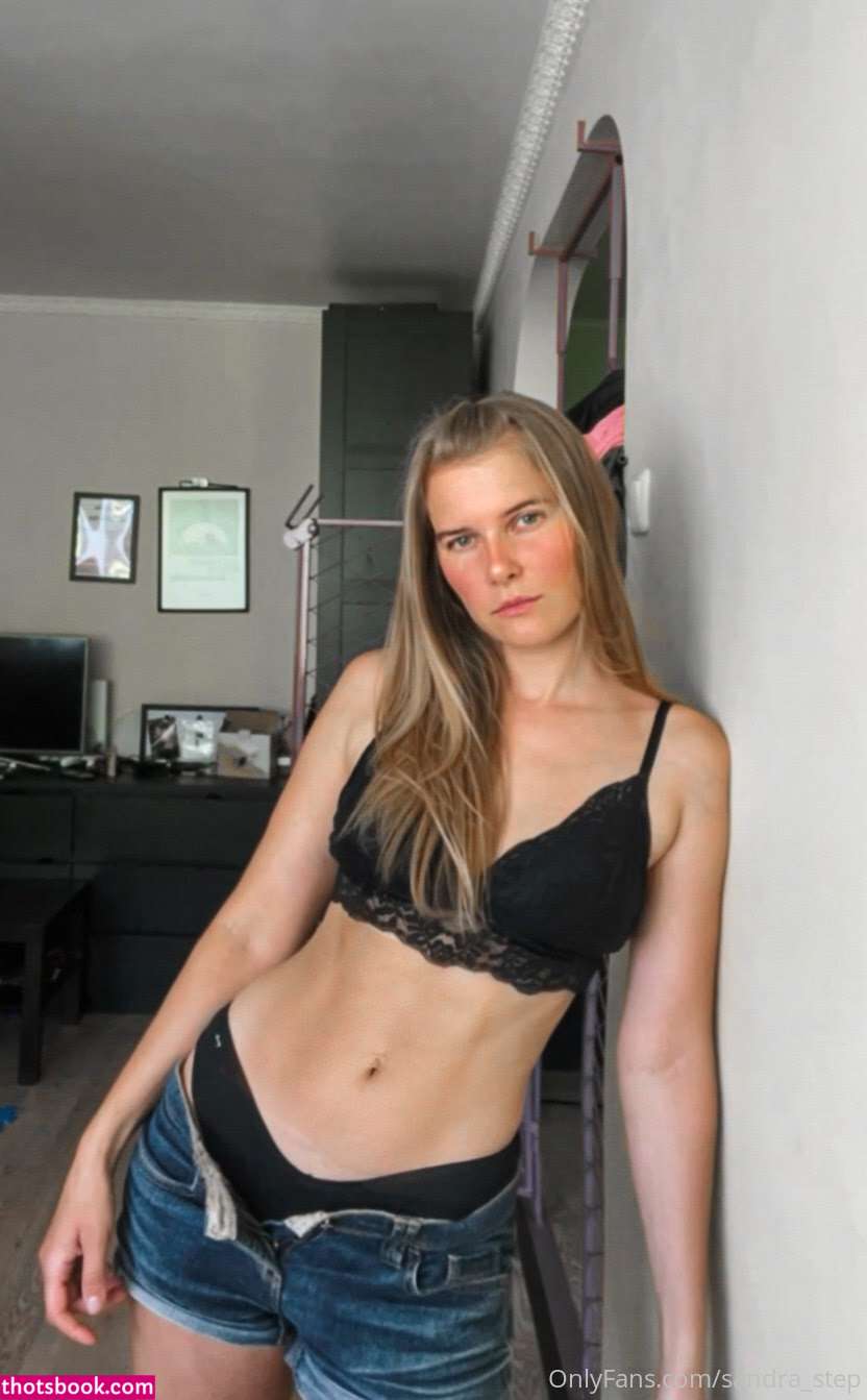 Sandra step Nude Leaks OnlyFans Photos #1 1522904