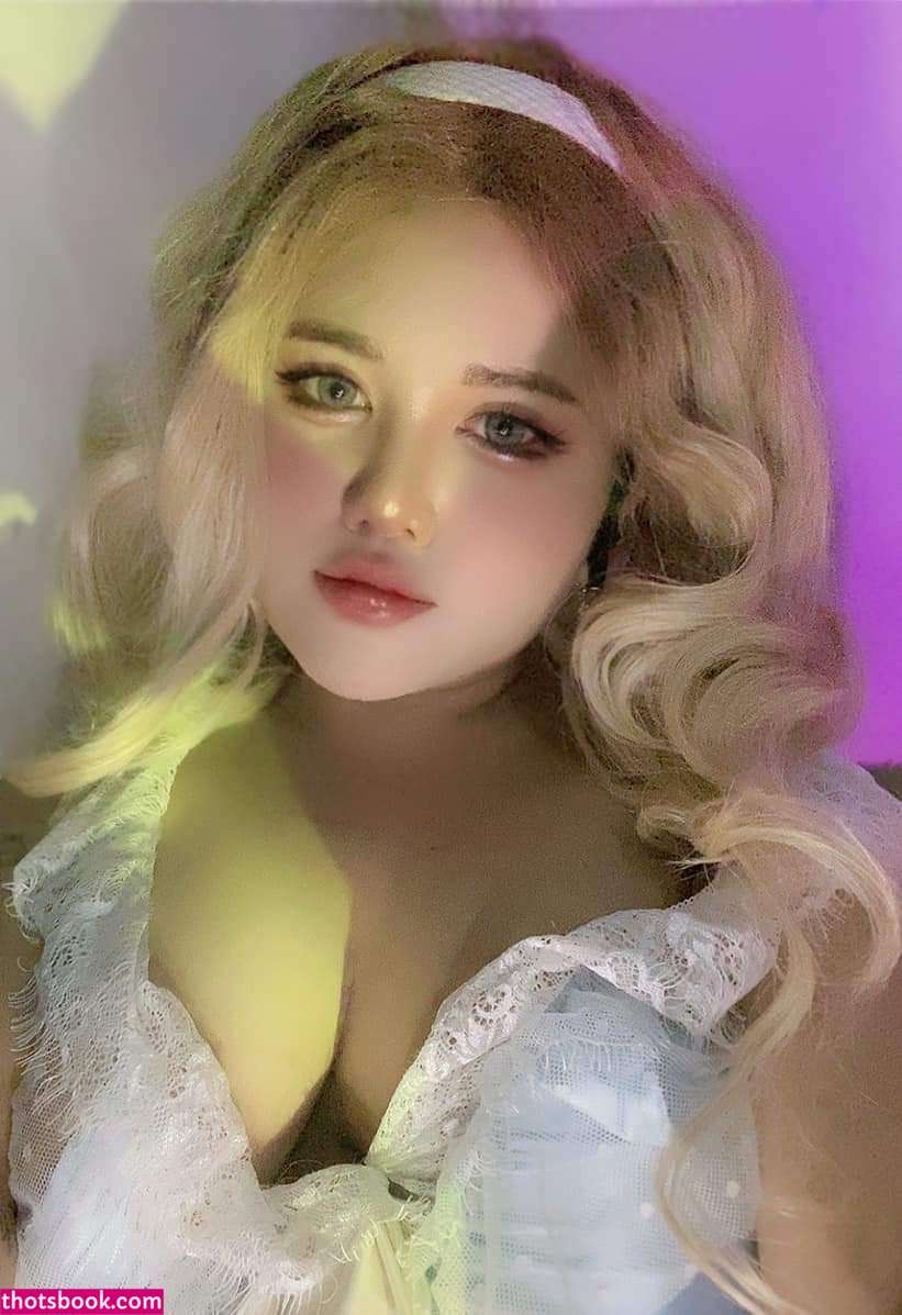 Charlotte LinLin cocomelw Nude Leaks OnlyFans Photos #2 1540645