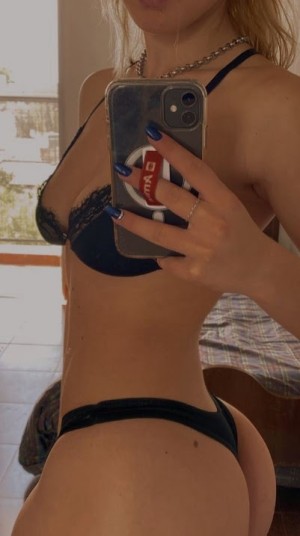 Camila Budniewski Nude Leaks OnlyFans Photos #2