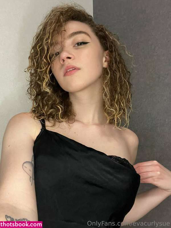 evacurlysue Nude Leaks OnlyFans Photos #1 1562272