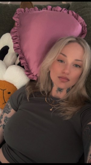 Goth Queen Nude Leaks OnlyFans Photos #4