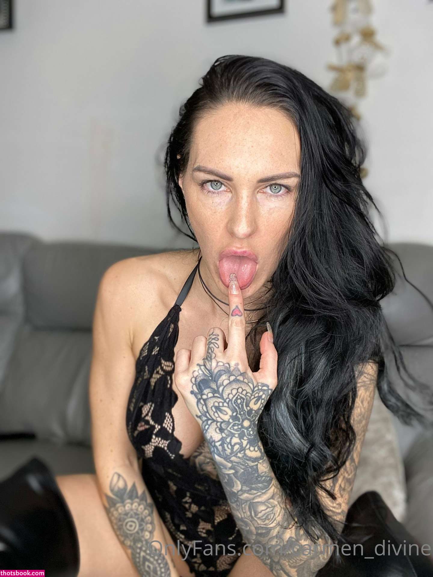 Carmen divine Nude Leaks OnlyFans Photos #4 1514799