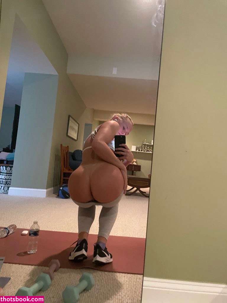 Princess Emma Worship Emma Nude Leaks OnlyFans Photos #5 1545832