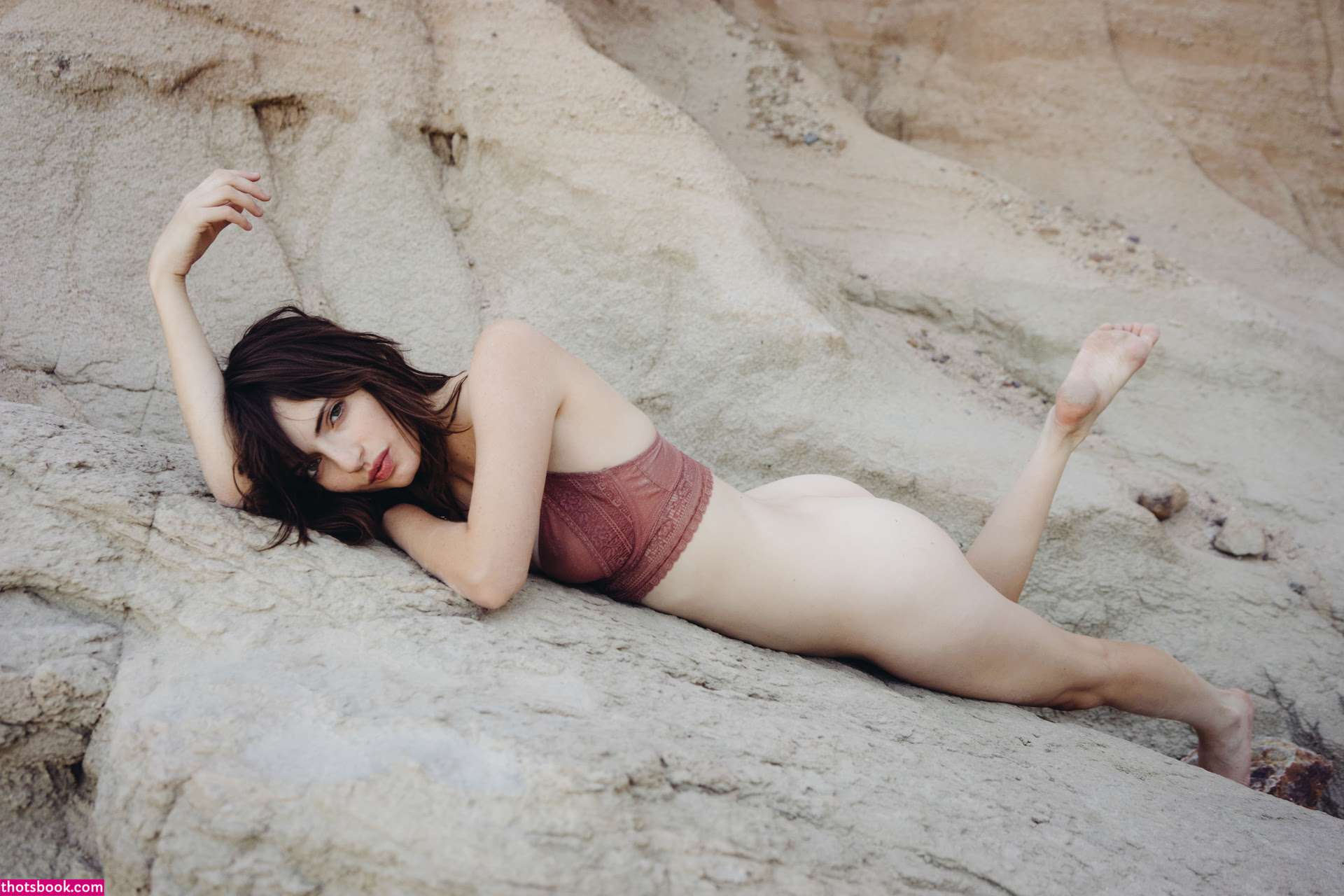 Stevie Defelice Skarlet MK11 Nude Leaks OnlyFans Photos #1 1546087