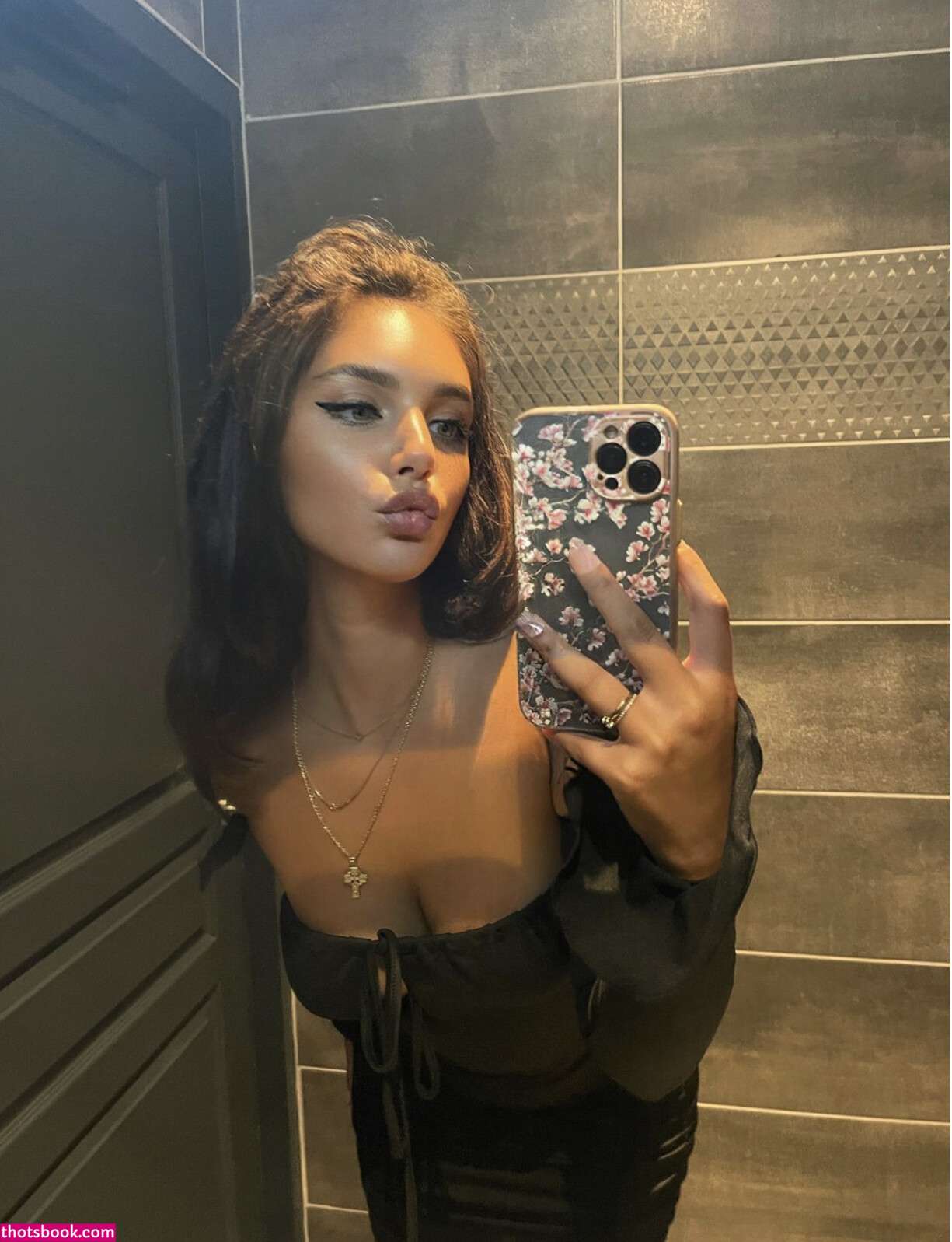 Joellgirl  JoellPerry Photos #1 256542