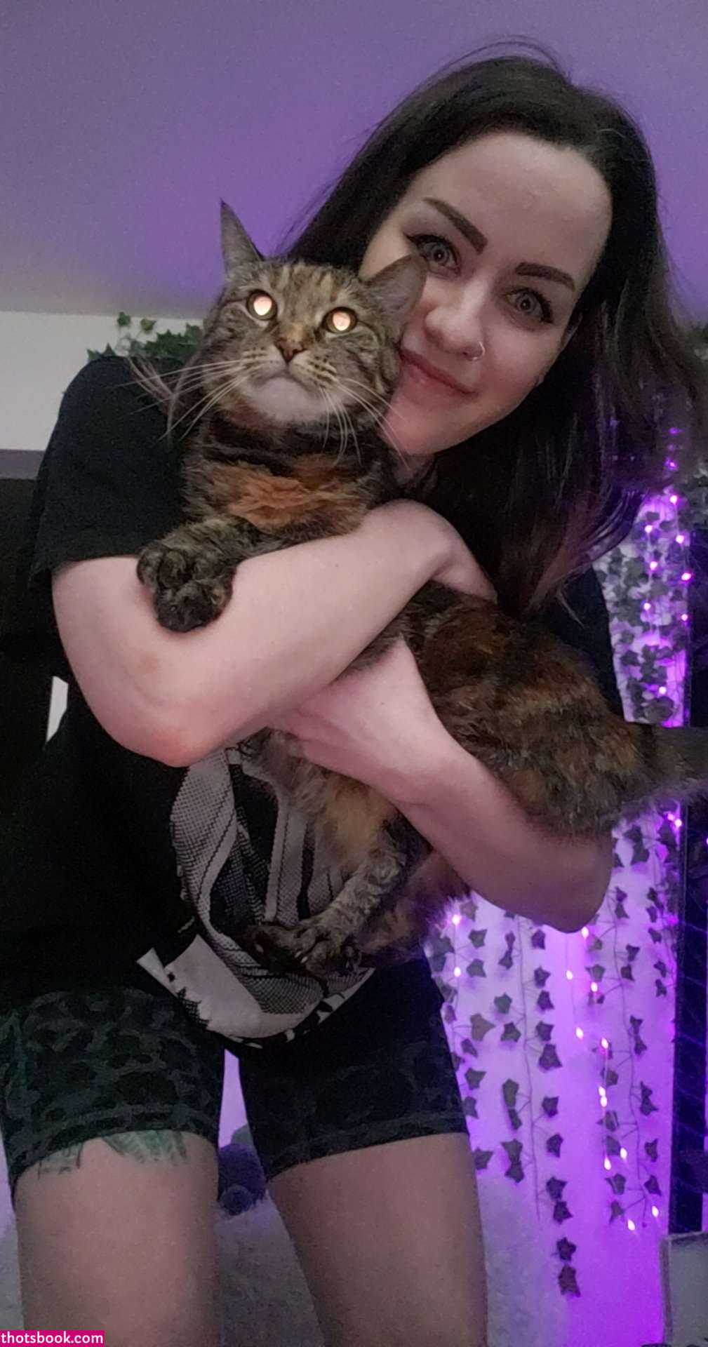 ConcealedBones Photos #9 263289