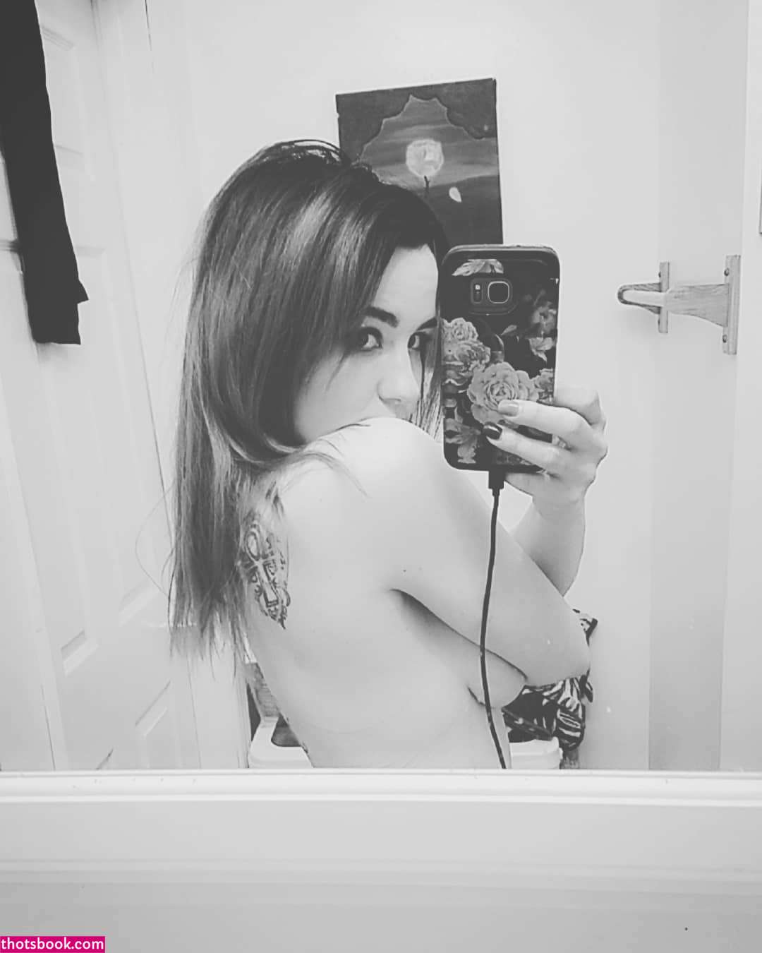 ConcealedBones Photos #13 263631