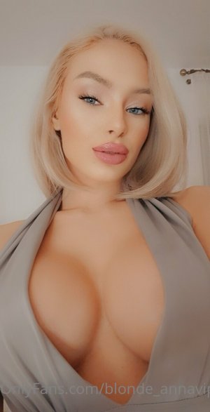 annabrown  annaangel Photos #4