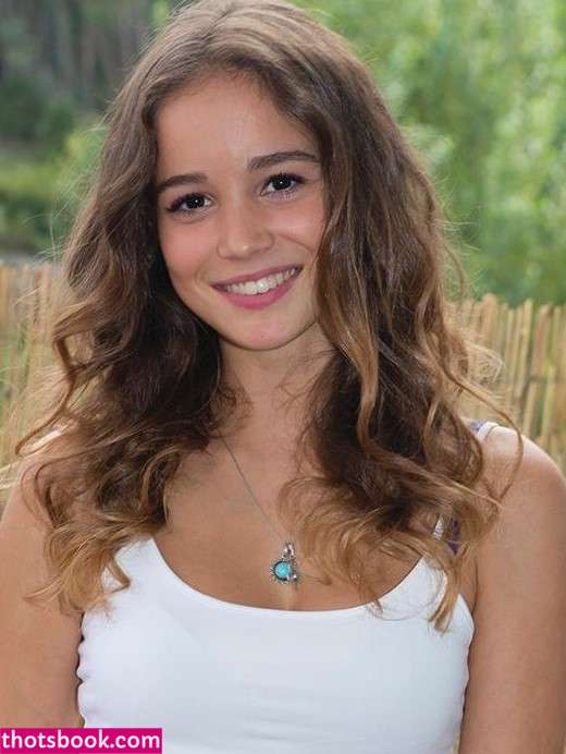 Alba Baptista Photos #5 257326