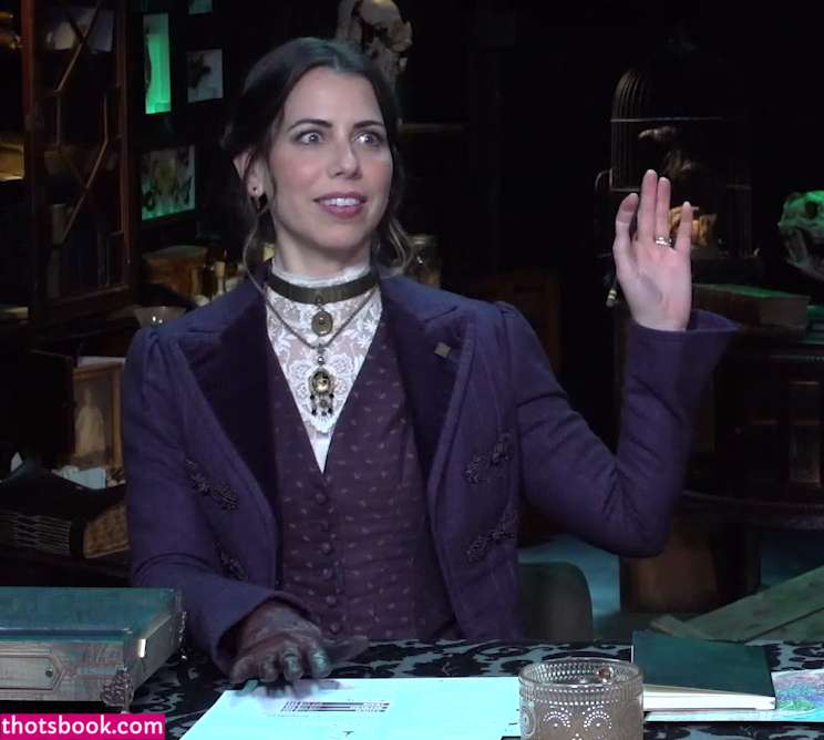 Laura Bailey Photos #8 260564