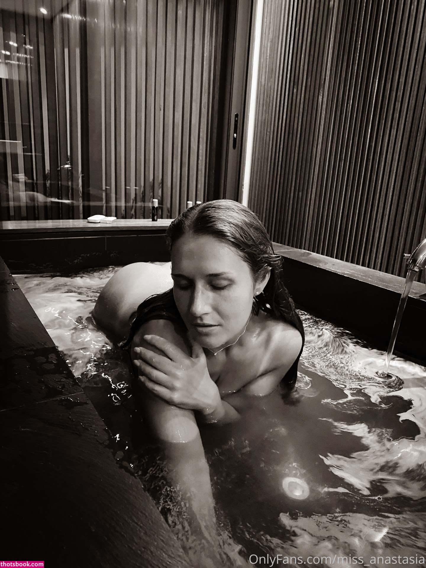 Miss Anastasia Nude OnlyFans Photos #2 1014871