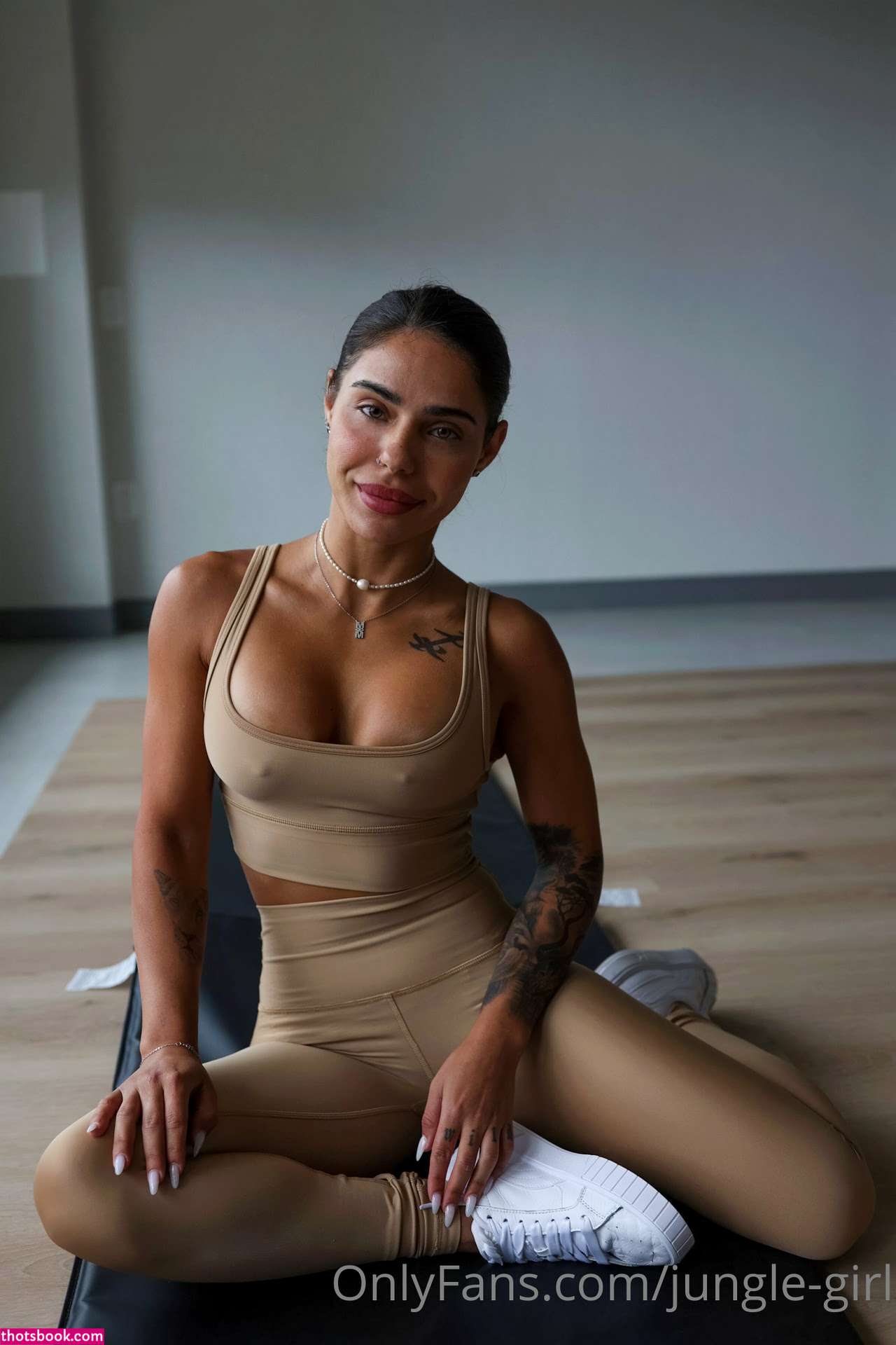 Jungle Girl Nude OnlyFans Photos #11 1034885