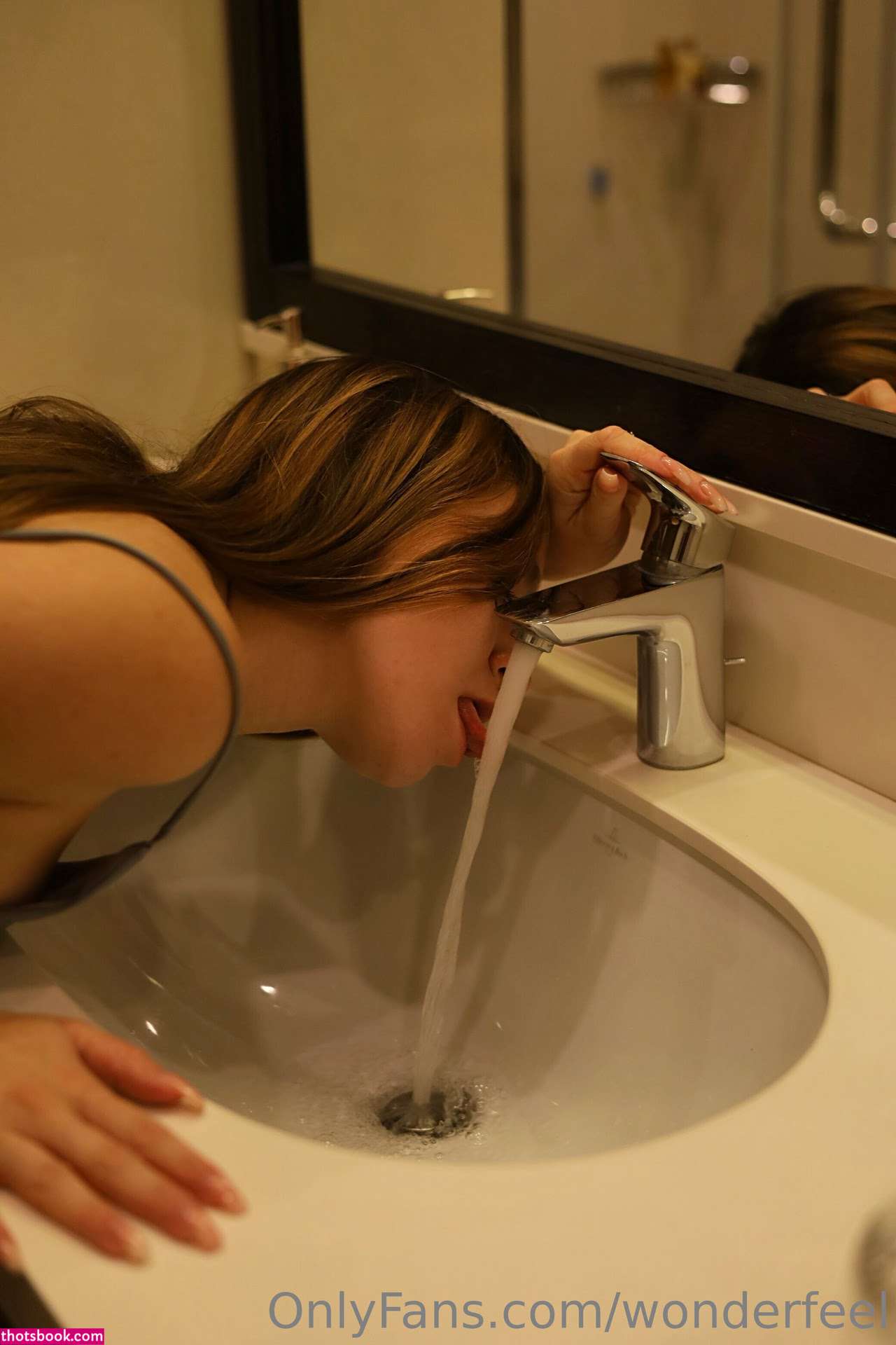 wonderfeel Nude OnlyFans Photos #2 1020031