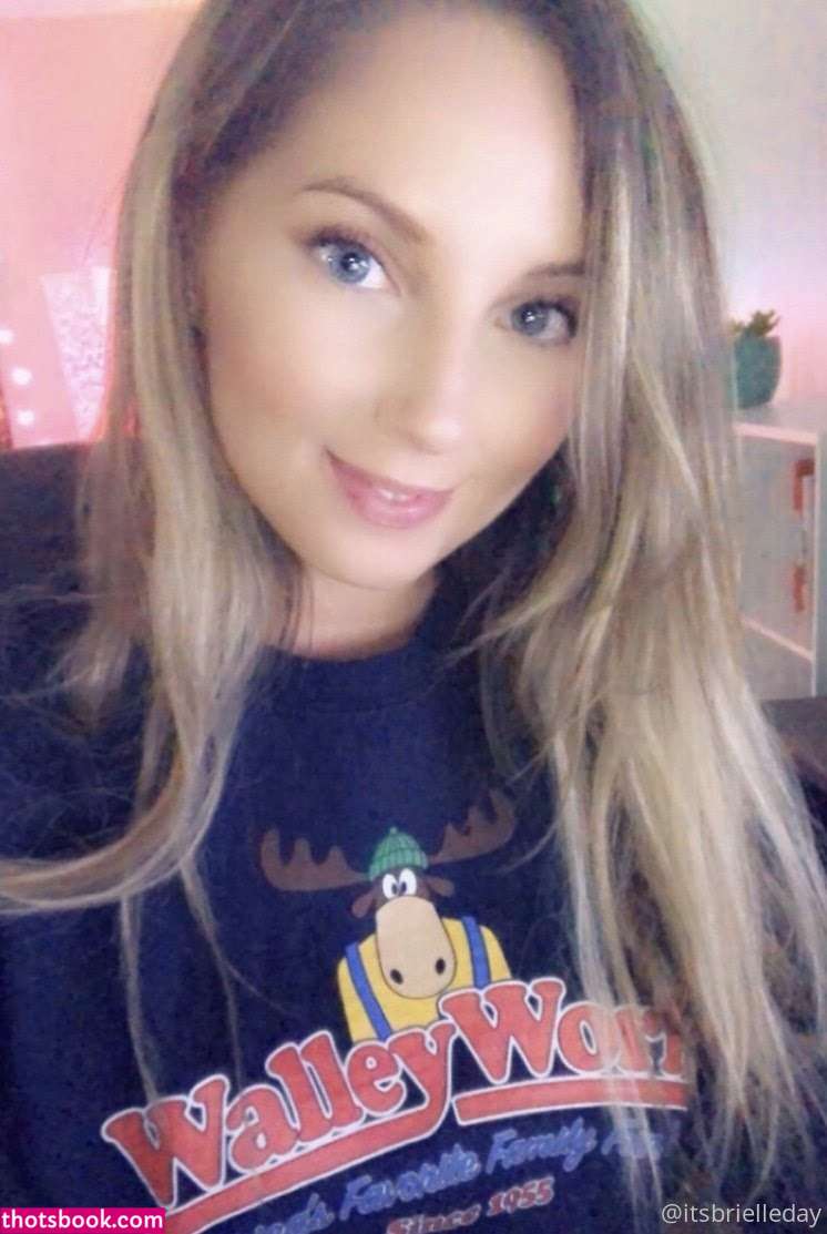 Brielle Day Nude OnlyFans Photos #11 1007535