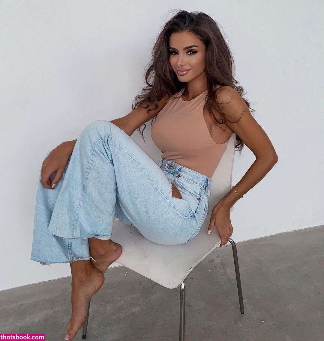 Anibas Aveaga Nude Leaks OnlyFans Photos #4 1719357