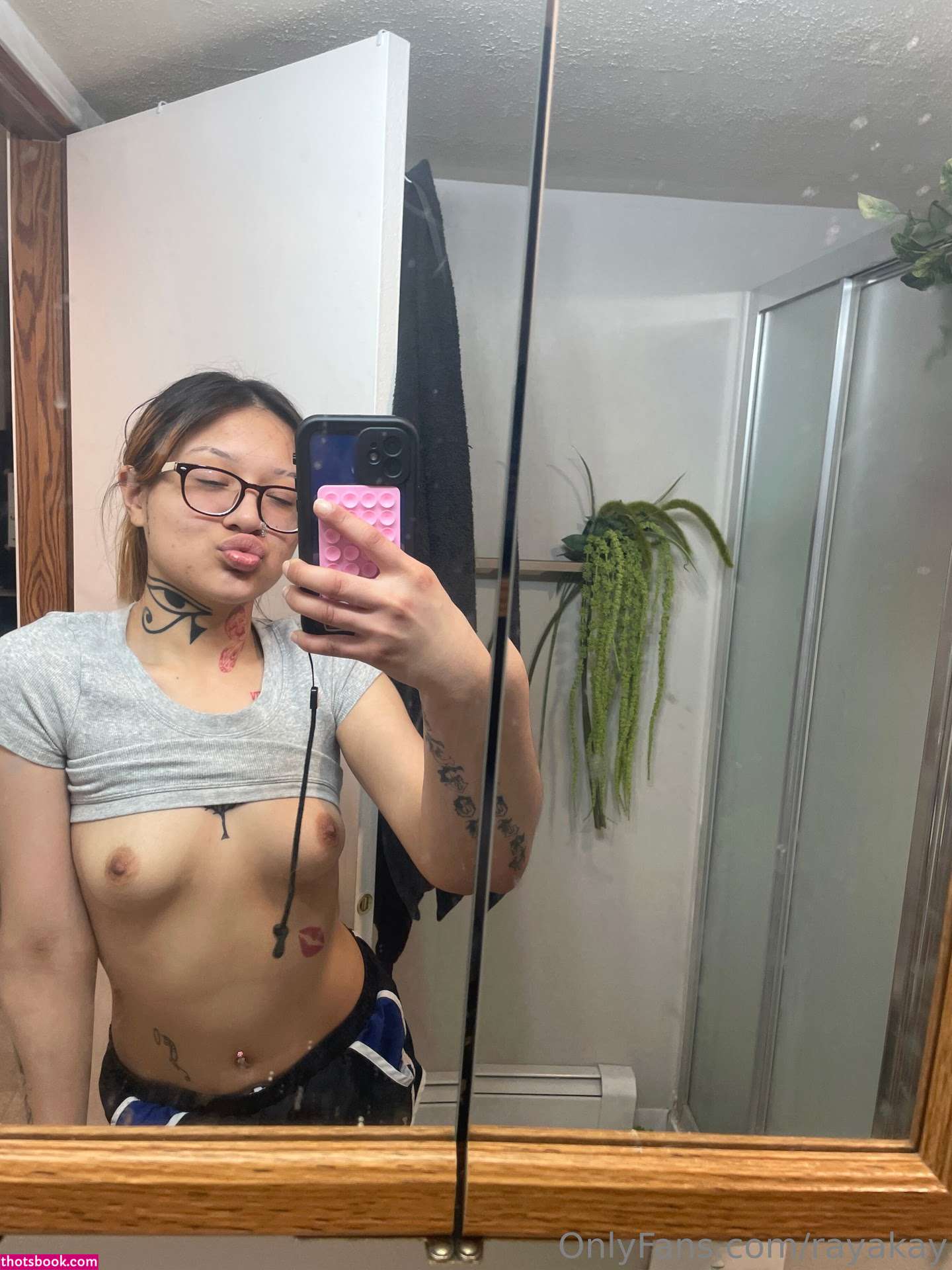 Rayakay g0thbr4tt rayakayyy gogetterr4y4 Nude Leaks OnlyFans Photos #3 1720462