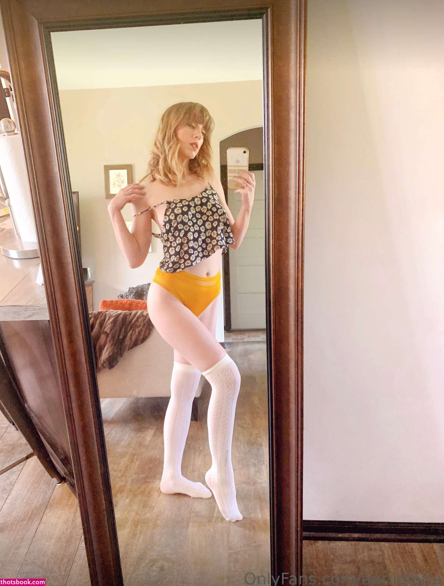 April Gloria Nude Leaks OnlyFans Photos #20 1721123