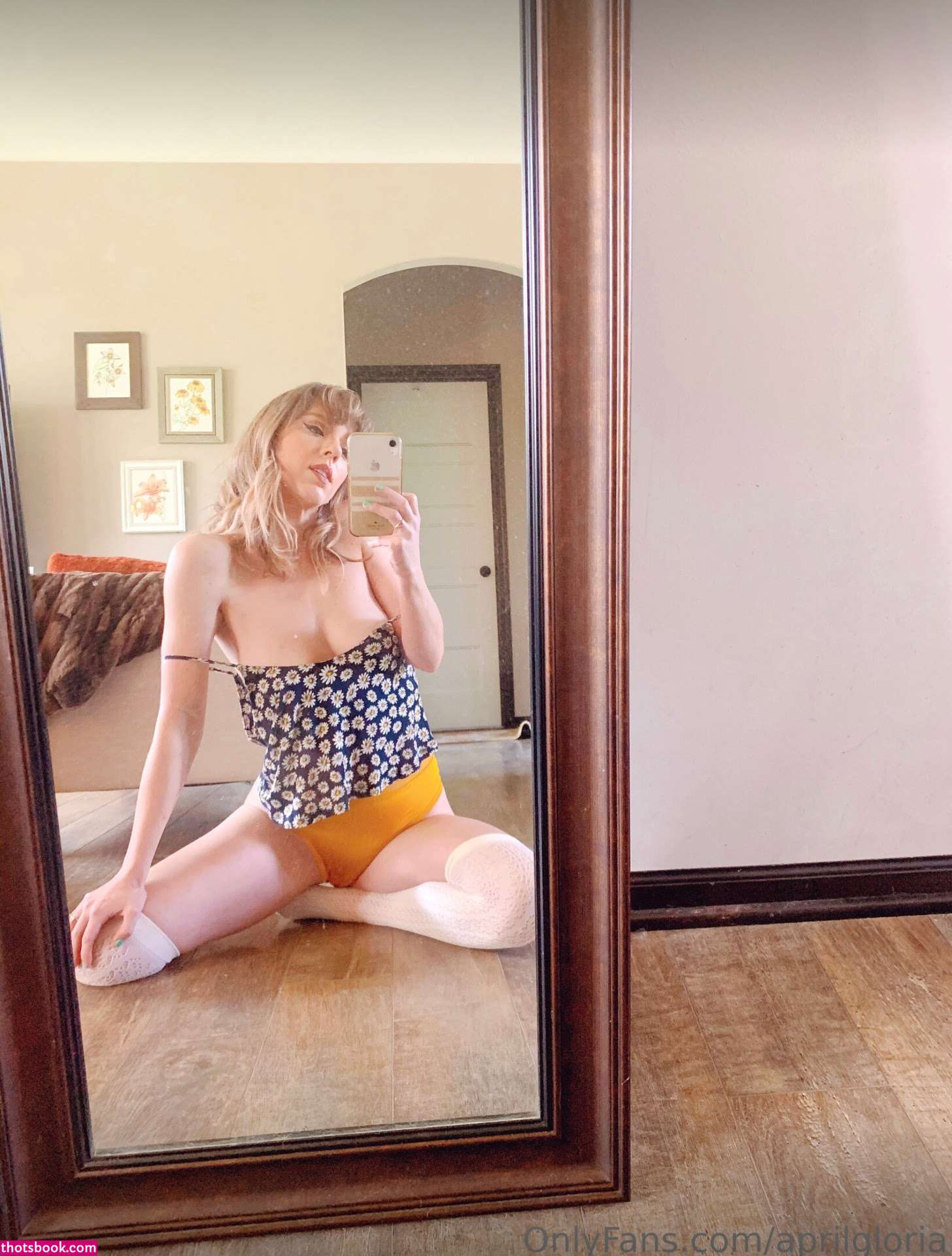 April Gloria Nude Leaks OnlyFans Photos #20 1721127