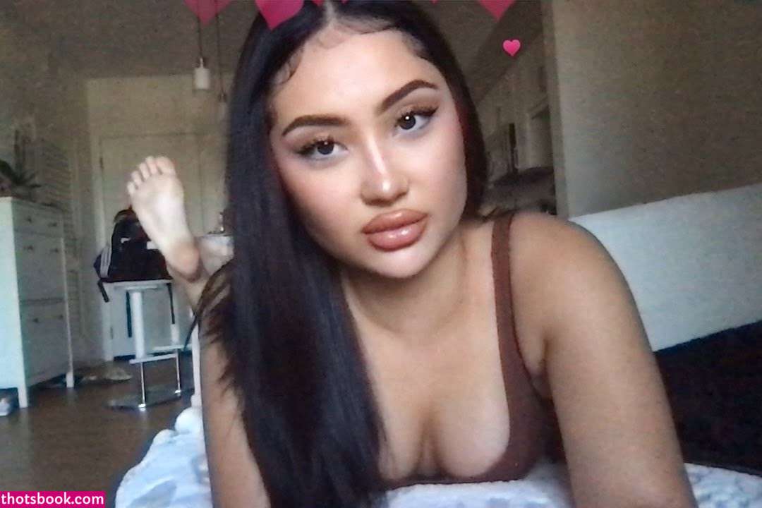 elara777 elaryuh Nude Leaks OnlyFans Photos #1 1737616