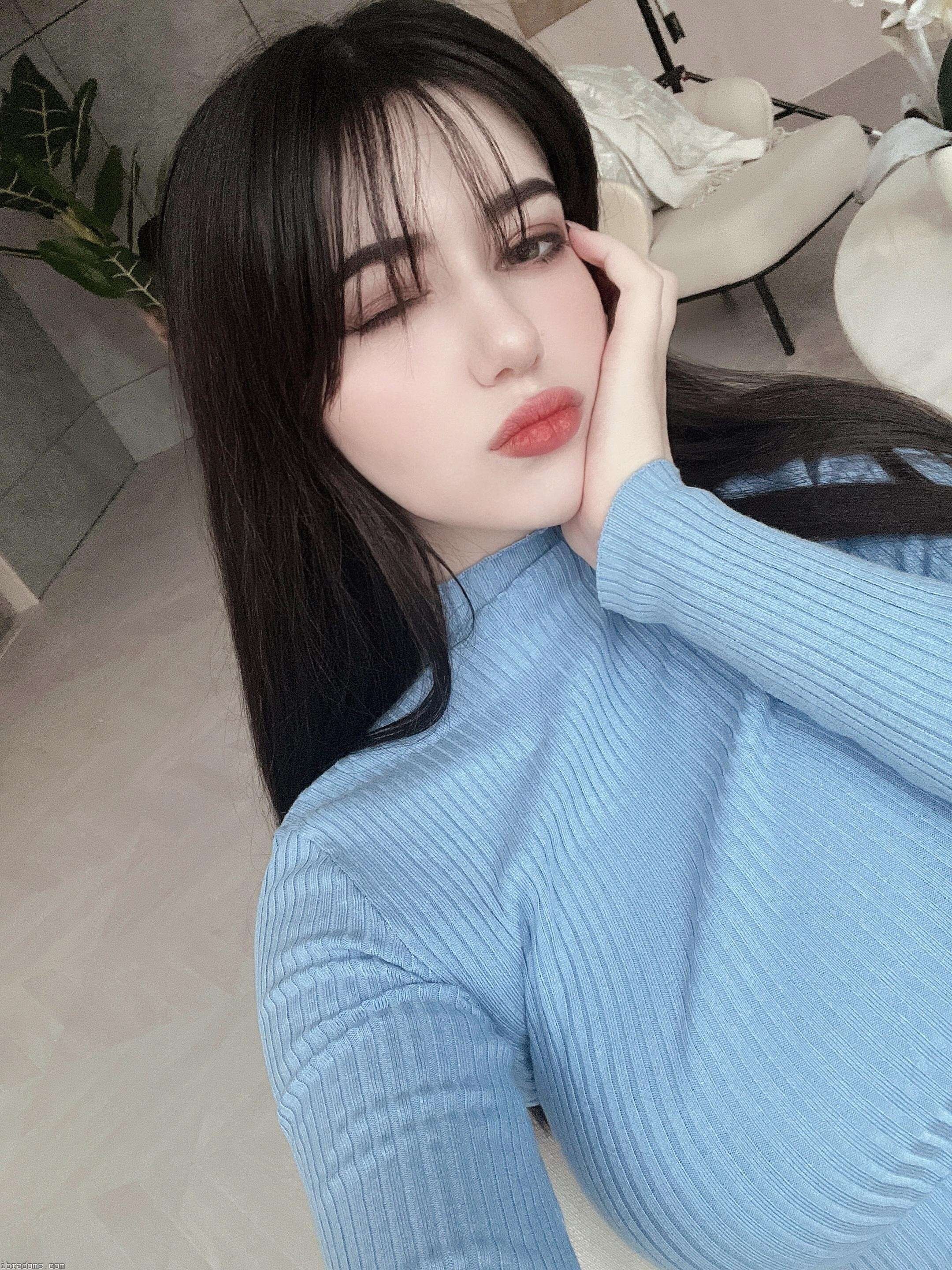 Alina Becker Photos #15 129299