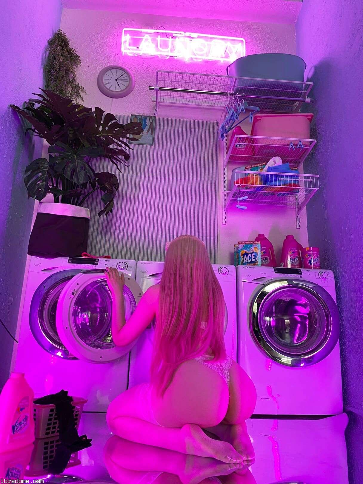 Alina Becker Photos #14 129327