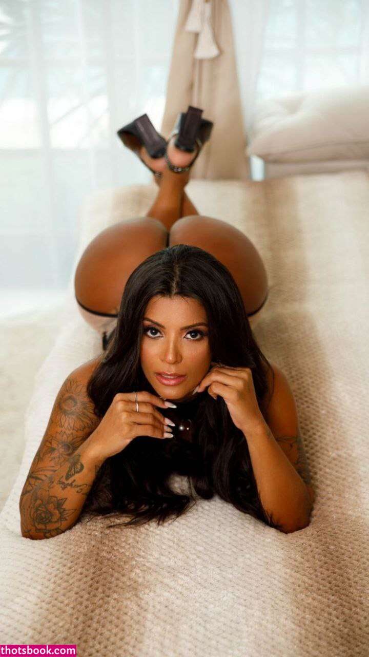 Aline Amorim Photos #1 131113