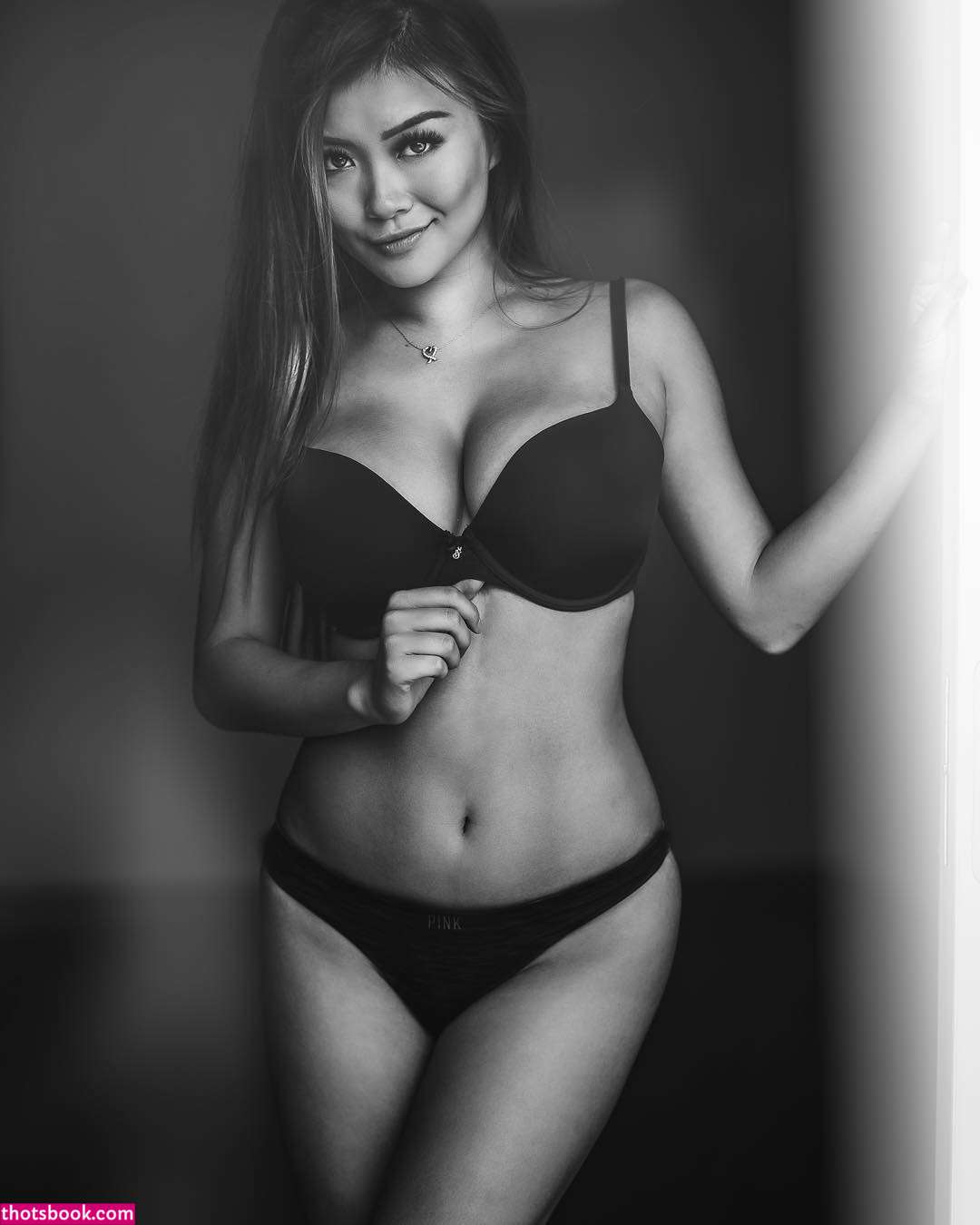 Vicki Li vickibaybeee Nude OnlyFans Photos #3 469592