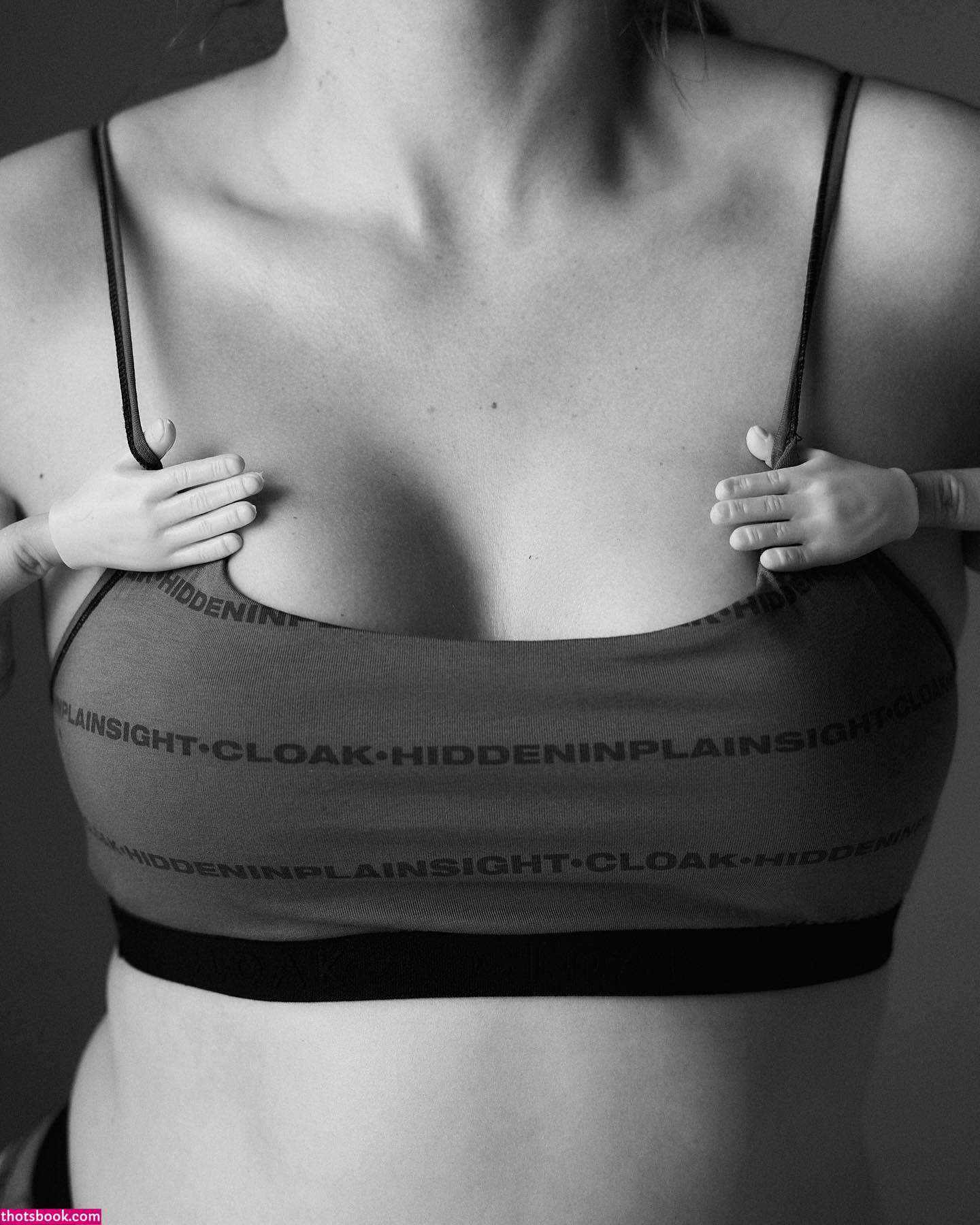 Whitney Moore Nude Photos #10 459556