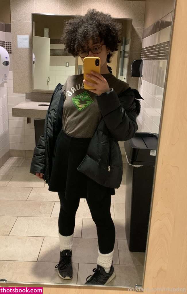 Irlupdog glassesgf Nude OnlyFans Photos #1 471279