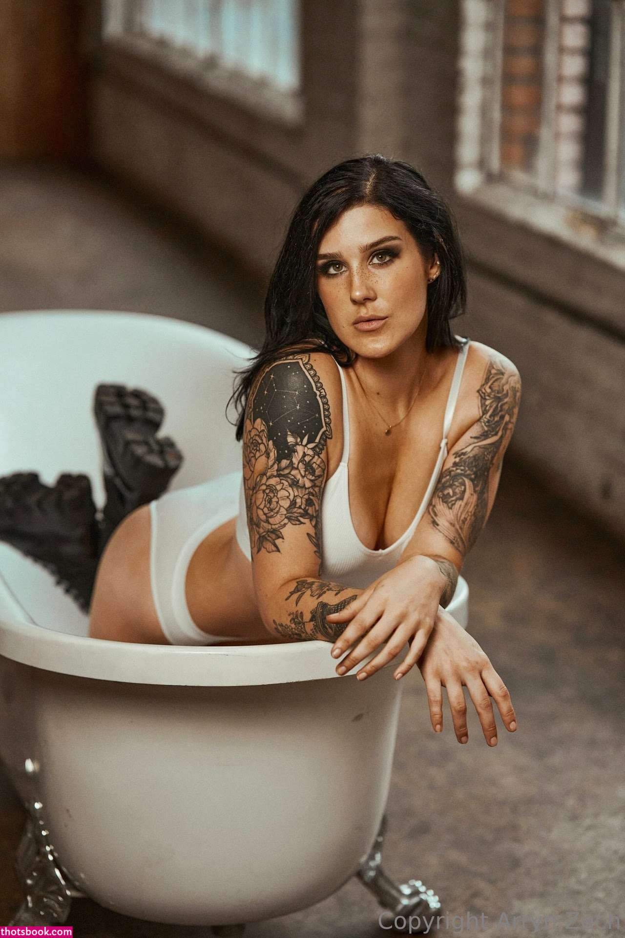 Arryn Zech Nude OnlyFans Photos #17 453415