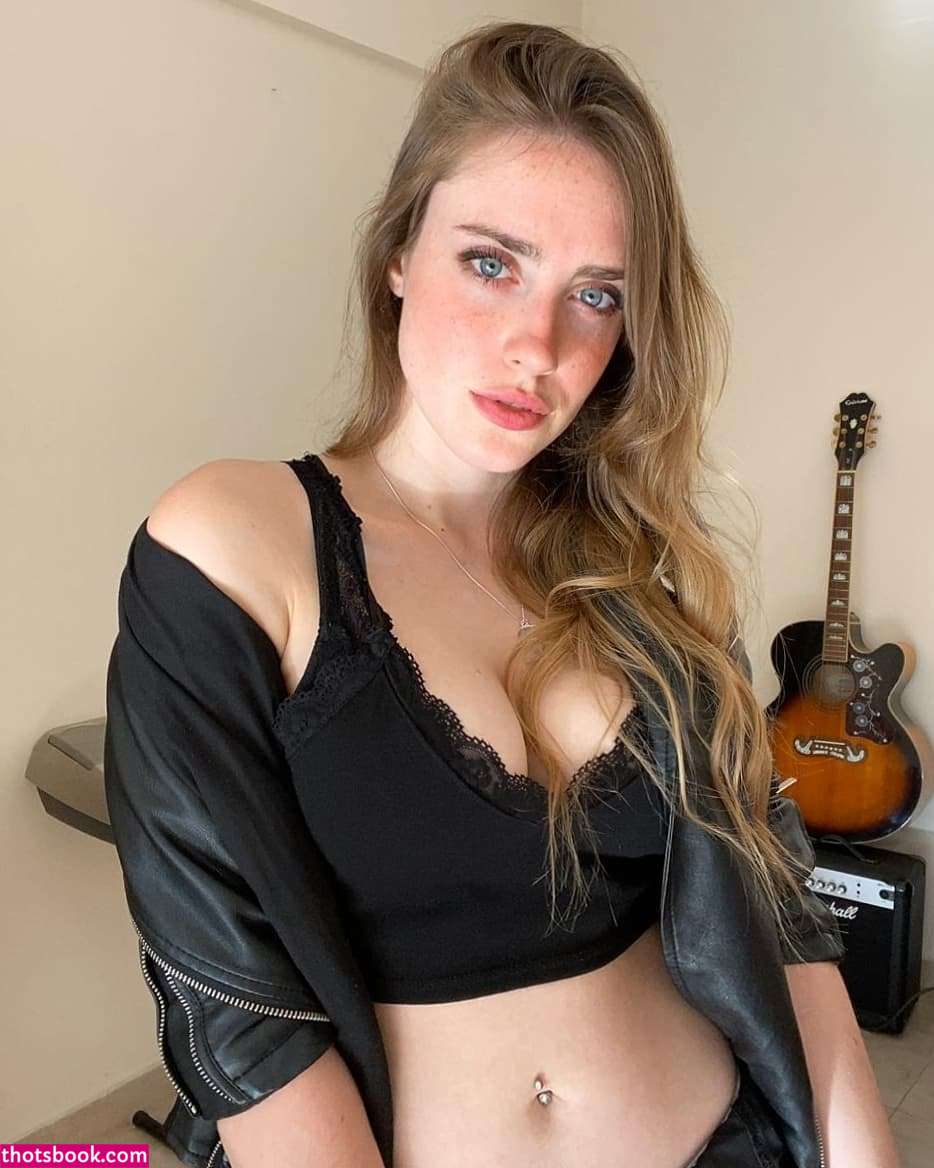 Magui Ansuz Nude Photos #9 424952