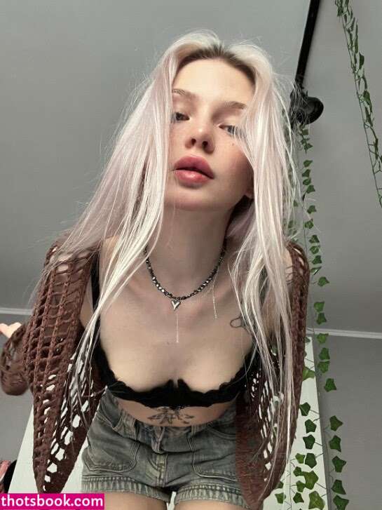 Ayovtasila Nude Leaks OnlyFans Photos #2 1879942