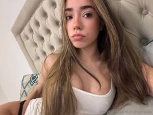 cuteoliviax Nude Leaks OnlyFans Photos #2
