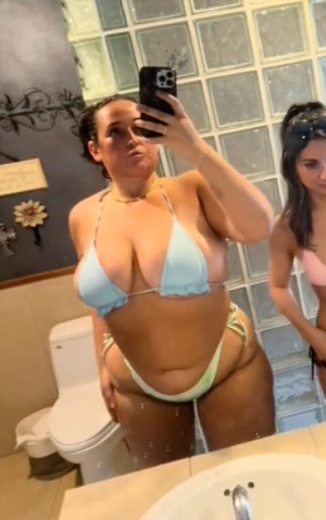 Madison Colbern madifcolb Nude Leaks OnlyFans Photos #3