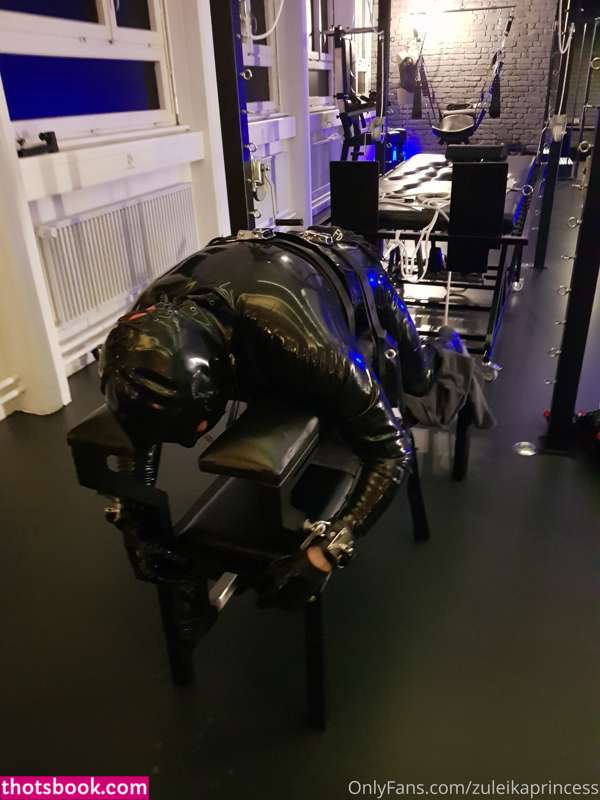 Zuleikaprincess Kinky princess Z Nude Leaks OnlyFans Photos #6 1866457