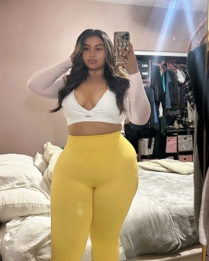 aateilujj Juju juicyjujuju Nude Leaks OnlyFans Photos #1