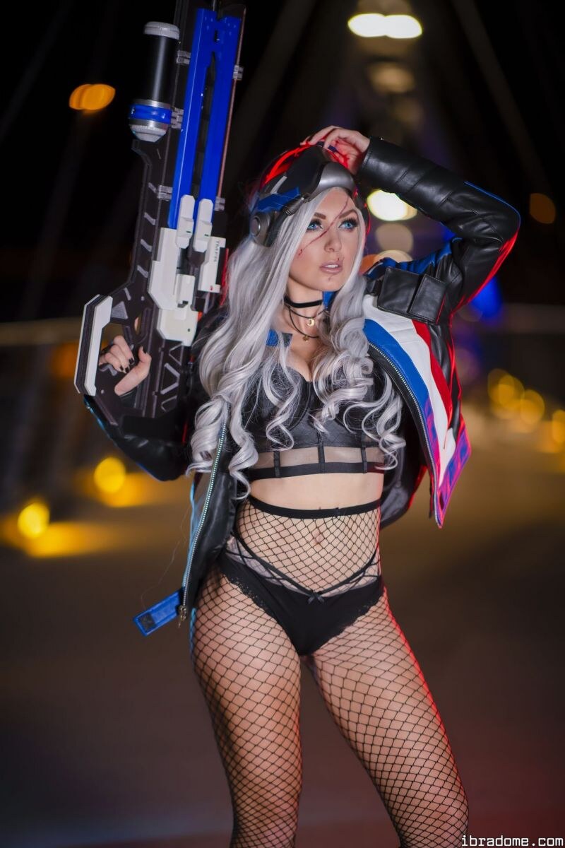 Jessica Nigri Soldier #76 14090