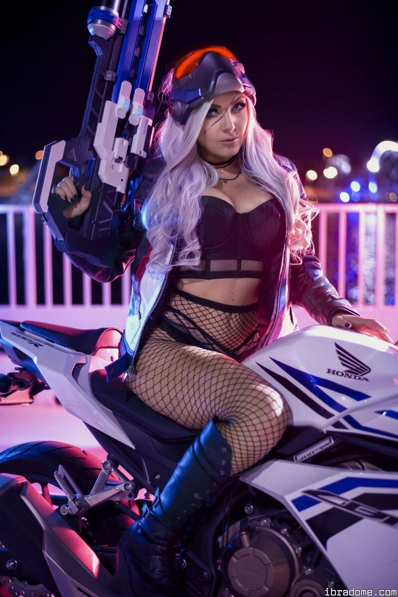 Jessica Nigri Soldier #76 14091