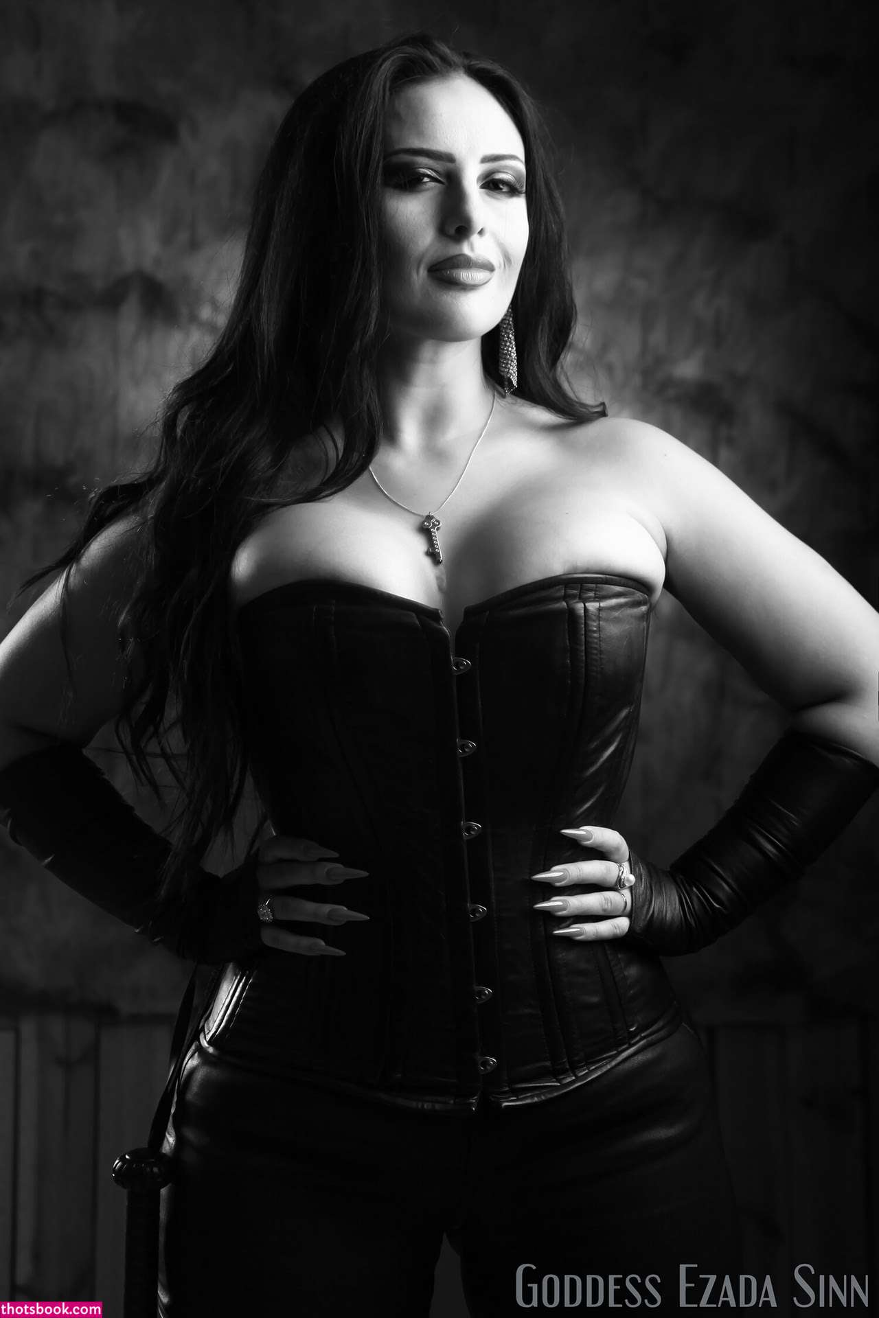 Ezada Sinn Photos #1 152490