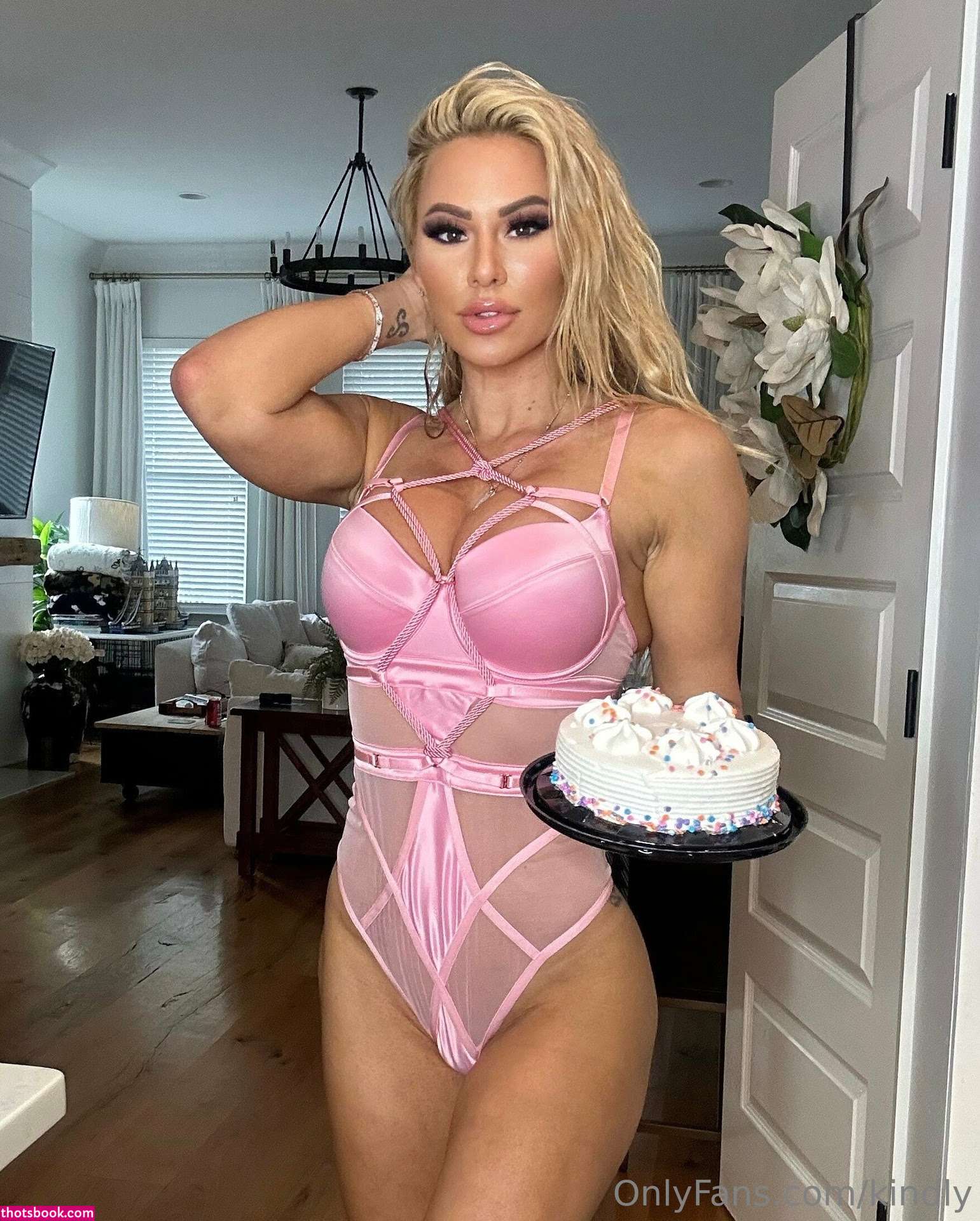 Kindly Myers Nude OnlyFans Photos #22 538486