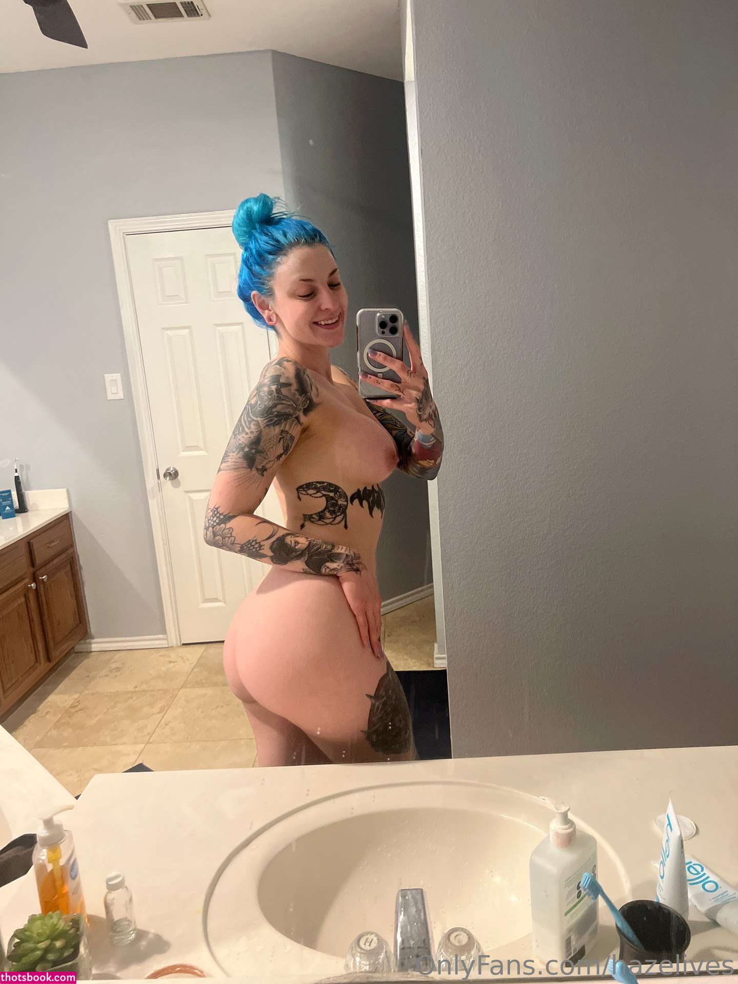 hazelives Whitley Queen Nude Leaks OnlyFans Photos #2 1426122