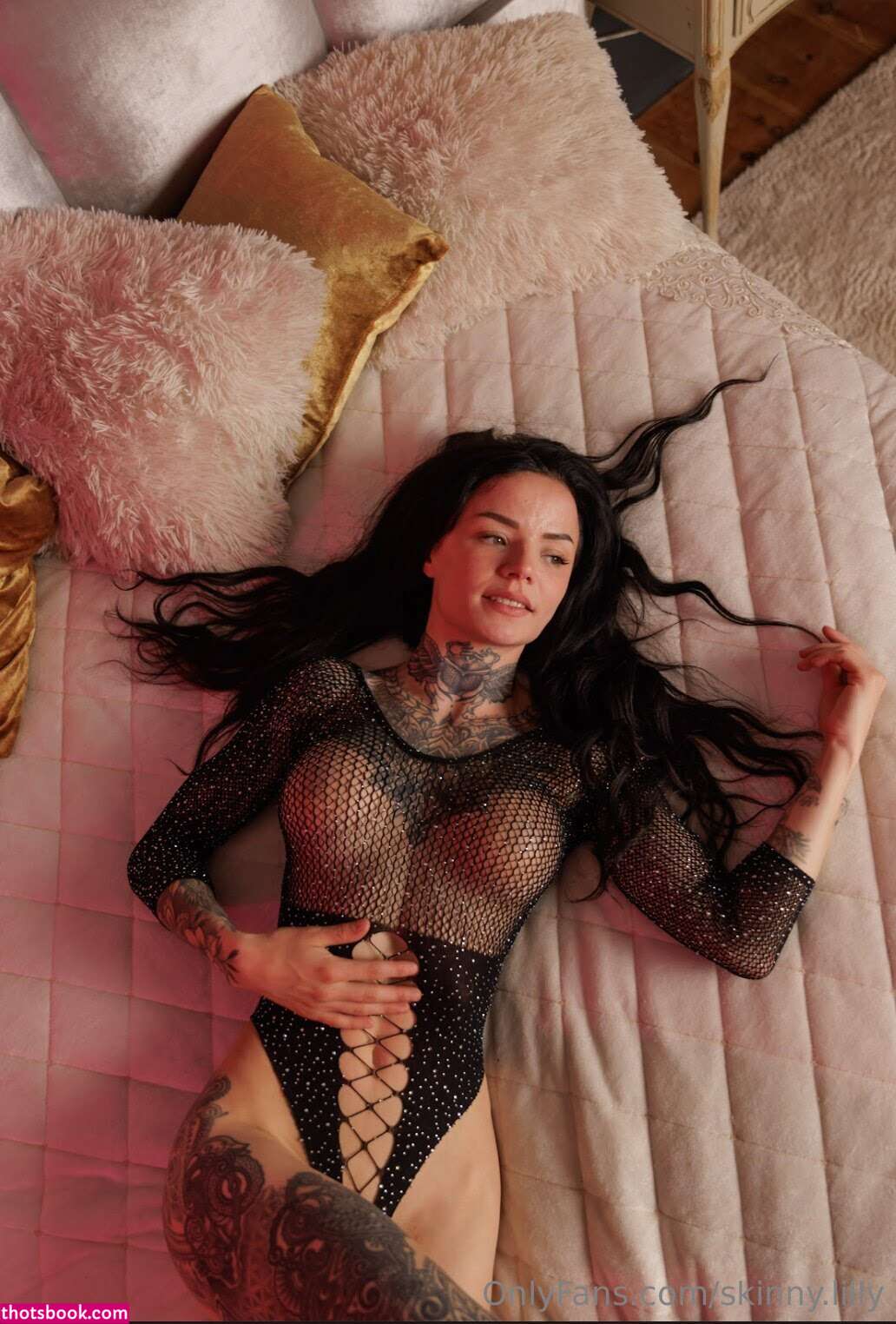 Skinny Lilly Nude Leaks OnlyFans Photos #4 1417365