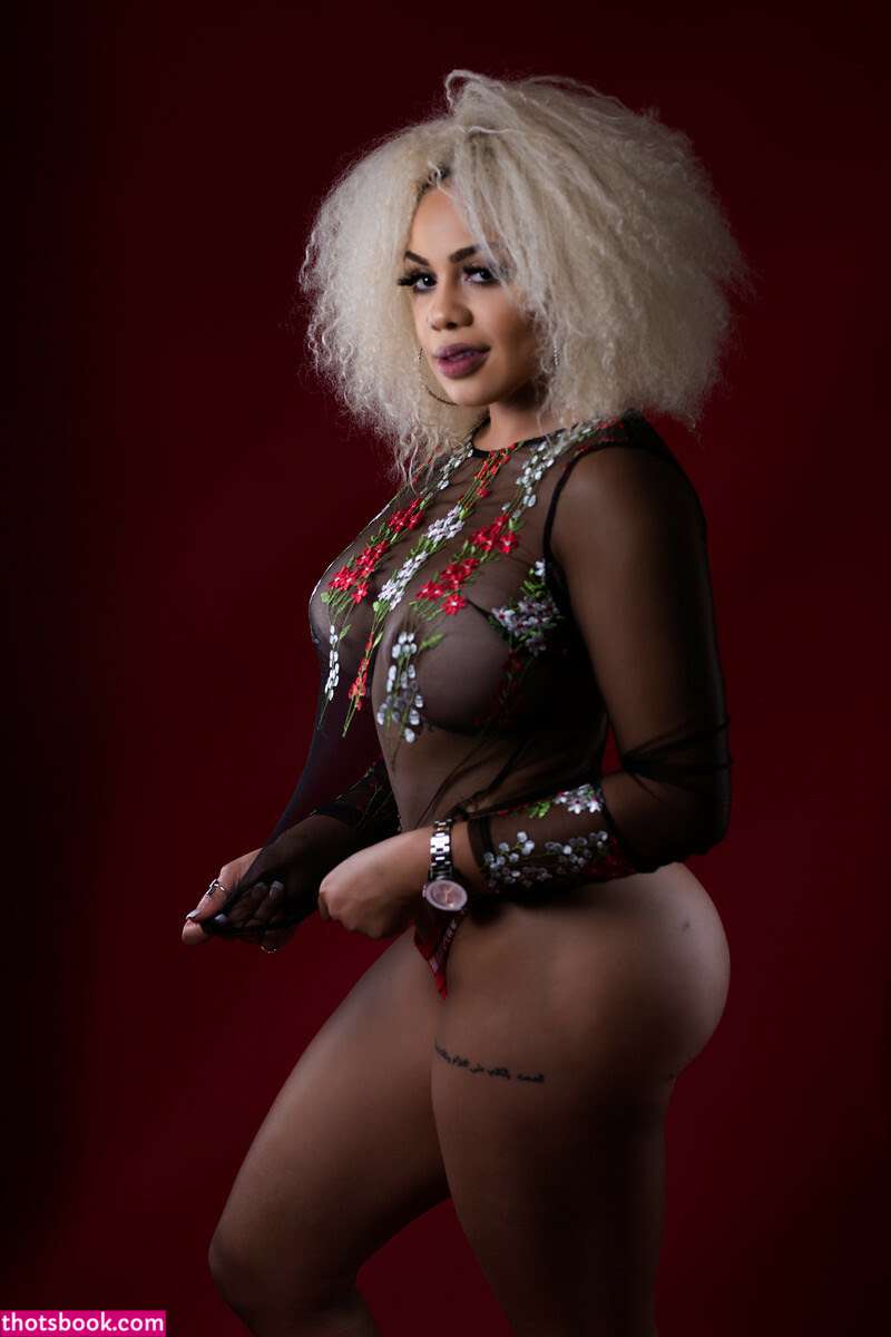 Itzel Bonner ijbonner1 Nude Leaks OnlyFans Photos #1 1440190