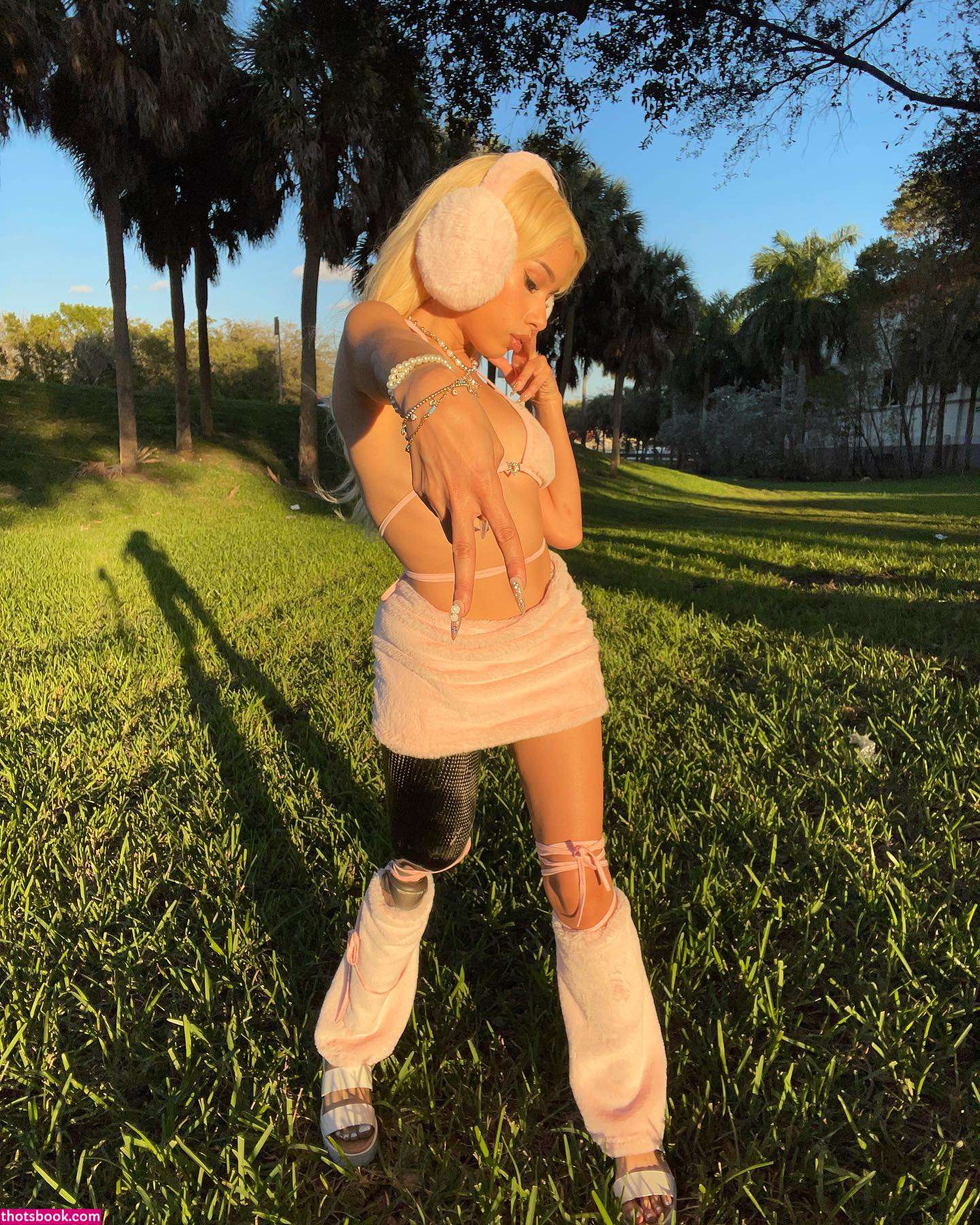 Shibuya Bambi queenpuppy777 alienrapperqueen shibuyabambi Nude Leaks OnlyFans Photos #2 1410160