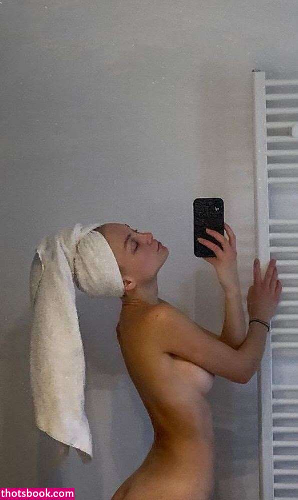 Julia Wulf juleslw Nude Leaks OnlyFans Photos #1 1445004